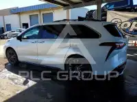 2023 Toyota SIENNA фото