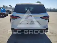 2023 Toyota SIENNA фото