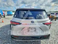 2023 Toyota SIENNA фото