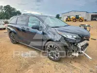 2023 Toyota SIENNA фото