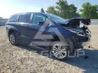 2023 Toyota SIENNA фото