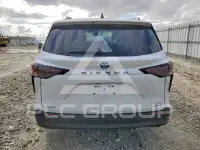 2023 Toyota SIENNA фото