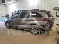 2023 Toyota SIENNA фото