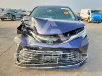 2023 Toyota SIENNA фото