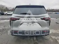 2023 Toyota SIENNA фото