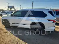 2023 Toyota SEQUOIA photo