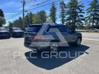 2023 Toyota SEQUOIA фото