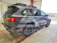 2023 Toyota SEQUOIA фото