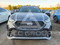 2023 Toyota Highlander фото