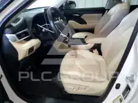 2023 Toyota Highlander фото