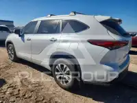 2023 Toyota Highlander фото