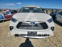 2023 Toyota Highlander photo