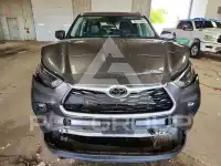 2023 Toyota Highlander фото