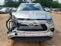 2023 Toyota Highlander photo