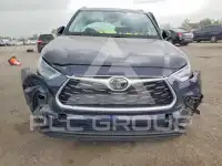 2023 Toyota Highlander фото