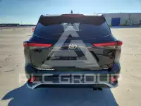 2023 Toyota Highlander photo