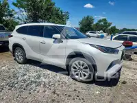 2023 Toyota Highlander фото