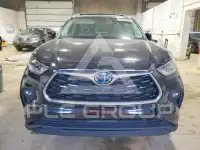 2023 Toyota Highlander фото