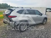 2023 Toyota Highlander photo