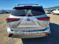 2023 Toyota Highlander фото