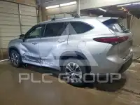 2023 Toyota Highlander фото