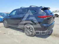 2023 Toyota Highlander photo