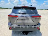 2023 Toyota Highlander фото