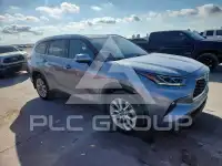 2023 Toyota Highlander фото