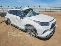 2023 Toyota Highlander photo