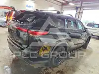 2023 Toyota Highlander фото