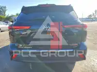 2023 Toyota Highlander фото