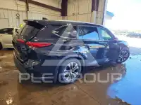 2023 Toyota Highlander photo
