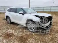 2023 Toyota Highlander фото