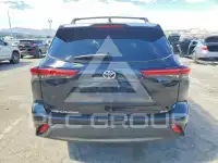 2023 Toyota Highlander фото