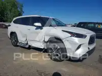 2023 Toyota Highlander фото