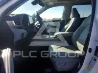 2023 Toyota Highlander фото