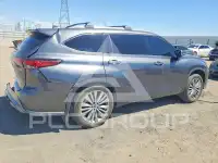 2023 Toyota Highlander фото