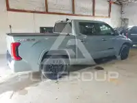 2023 Toyota TUNDRA фото