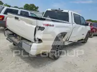 2023 Toyota TUNDRA фото