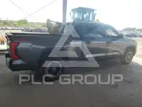 2023 Toyota TUNDRA фото
