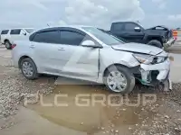2023 KIA Rio фото