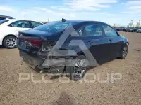 2023 KIA Forte фото