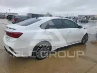 2023 KIA Forte фото