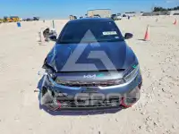 2023 KIA Forte фото