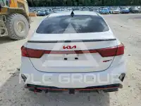 2023 KIA Forte фото