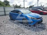 2023 KIA Forte фото