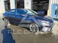 2023 KIA Forte фото