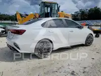 2023 KIA Forte фото