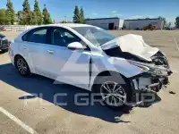 2023 KIA Forte фото