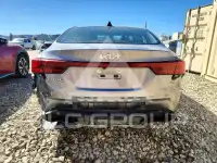 2023 KIA Forte фото